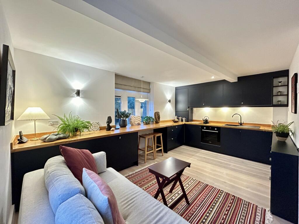 Kitchen Living Main