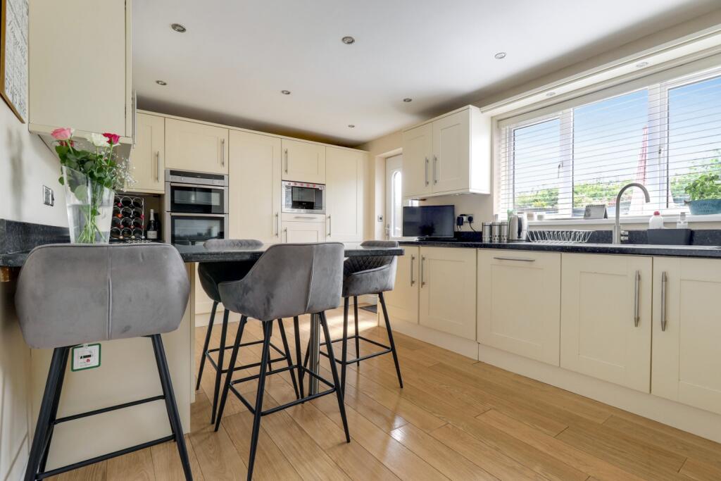 4- Rob Hammond EweMove Pontefract