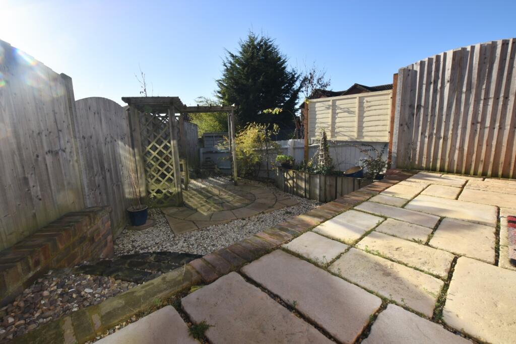 14 Huntingbrooke garden