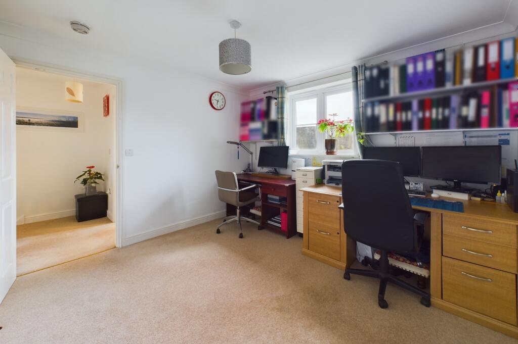 CAM02545G0-PR0334-STILL014