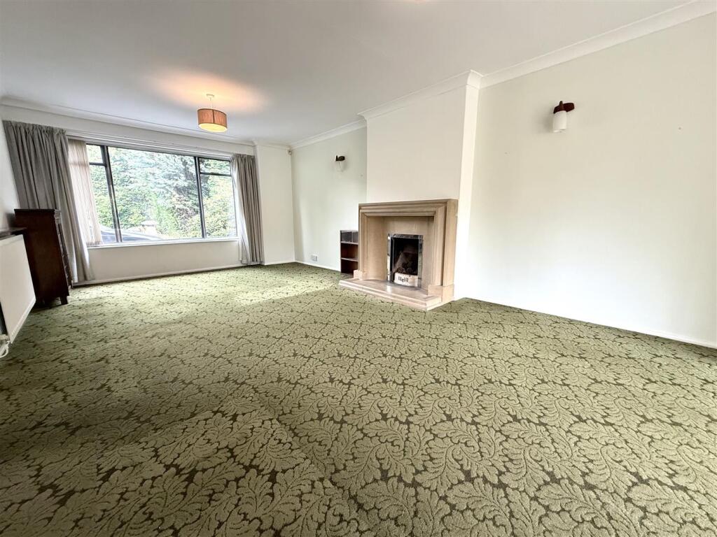 Spacious Living Room