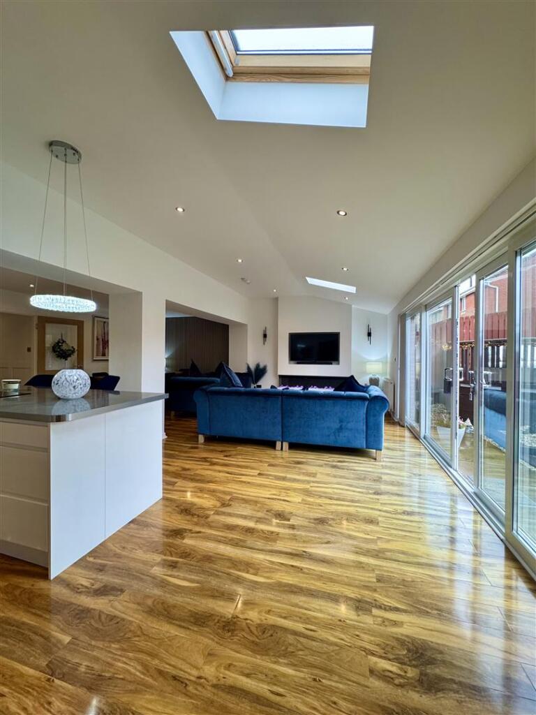 Kitchen/Dining Area/ Living Room