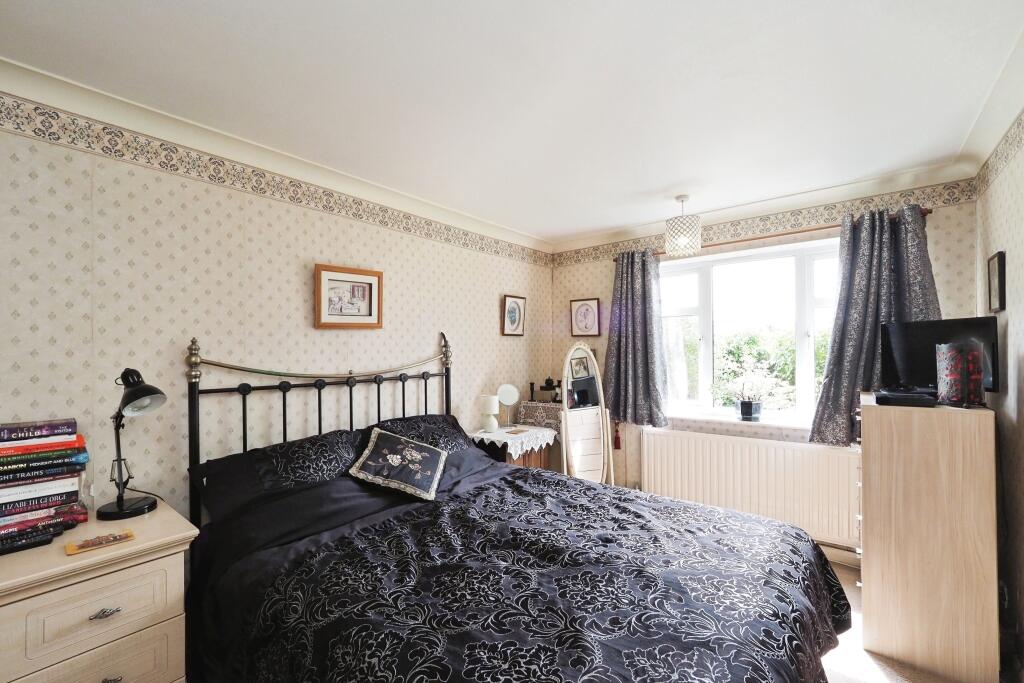 Large Double Bedroom