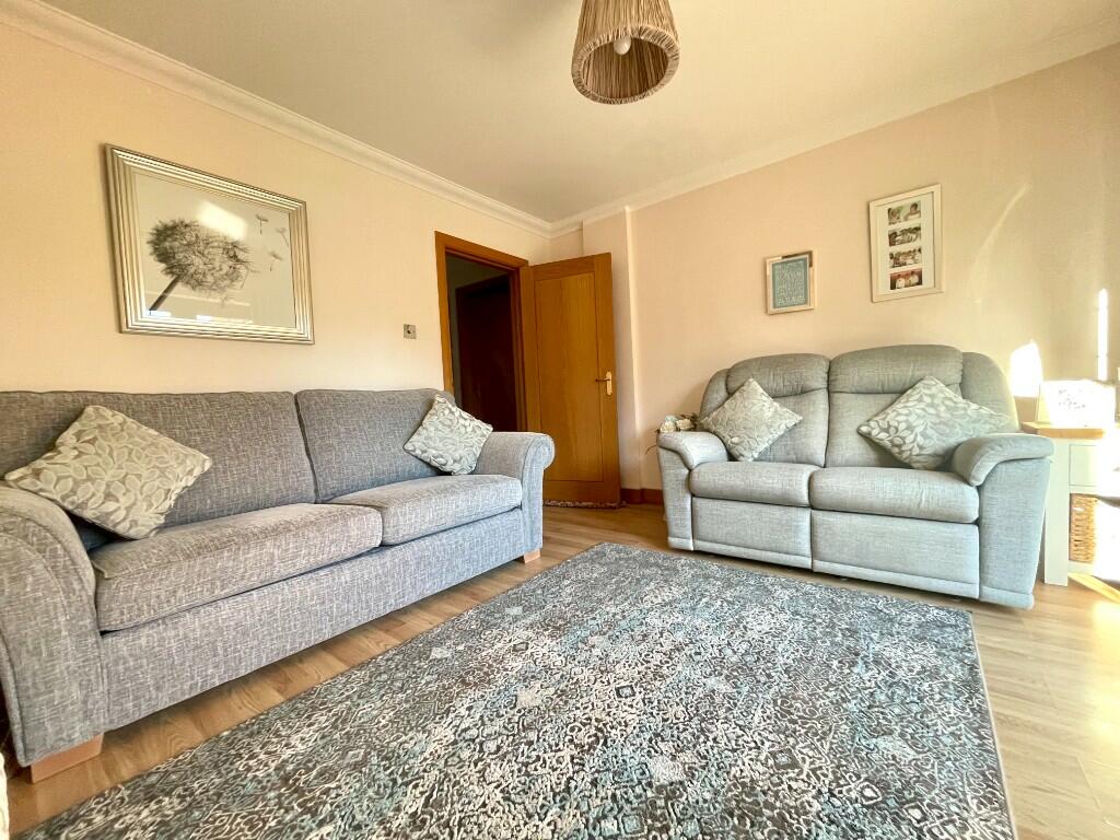 Bedroom/ reception