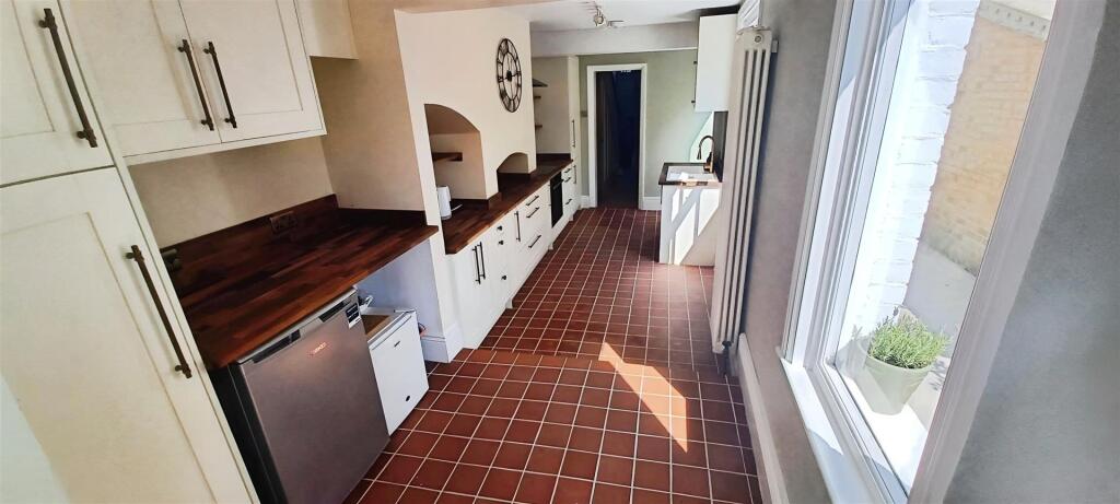 Kitchen/Breakfast Room