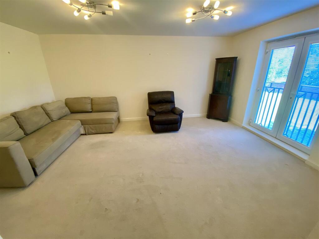 Bramleys Estate Agents - Marmaville Court - Mirfie