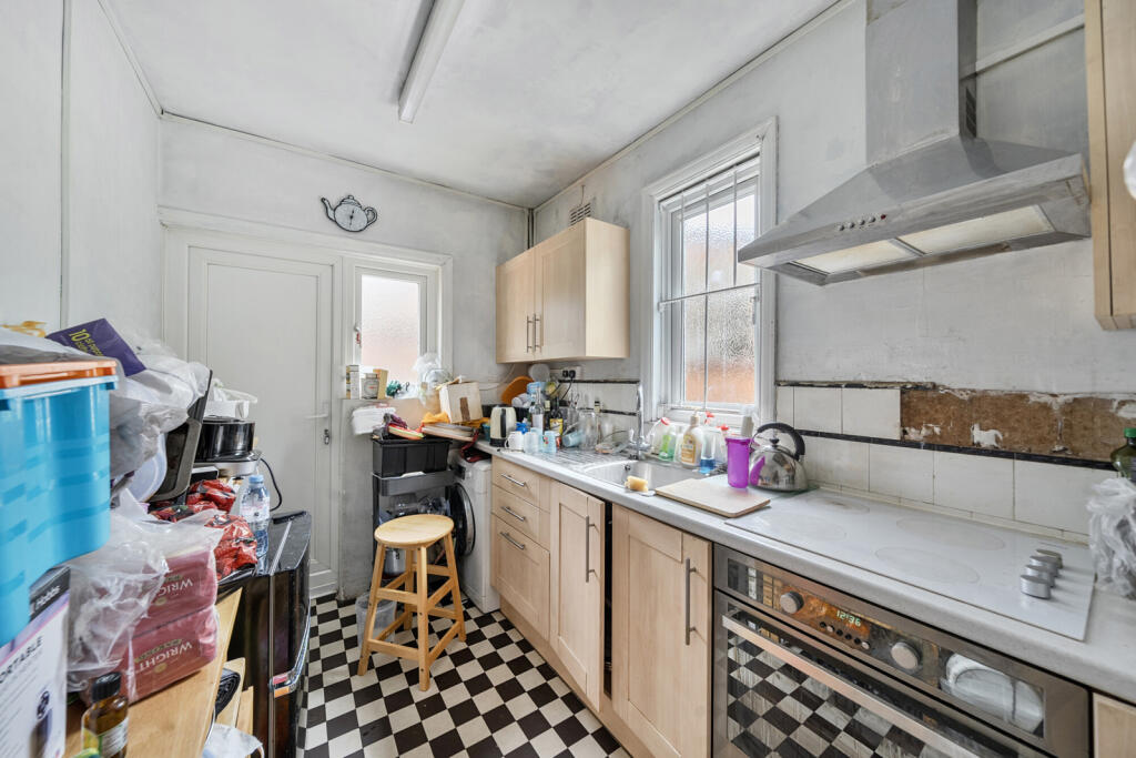 1320749-8-68837d2...