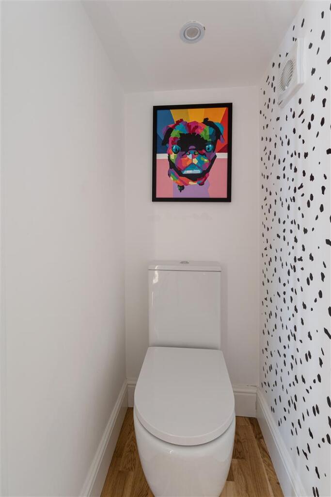 Southern Drive, IG10