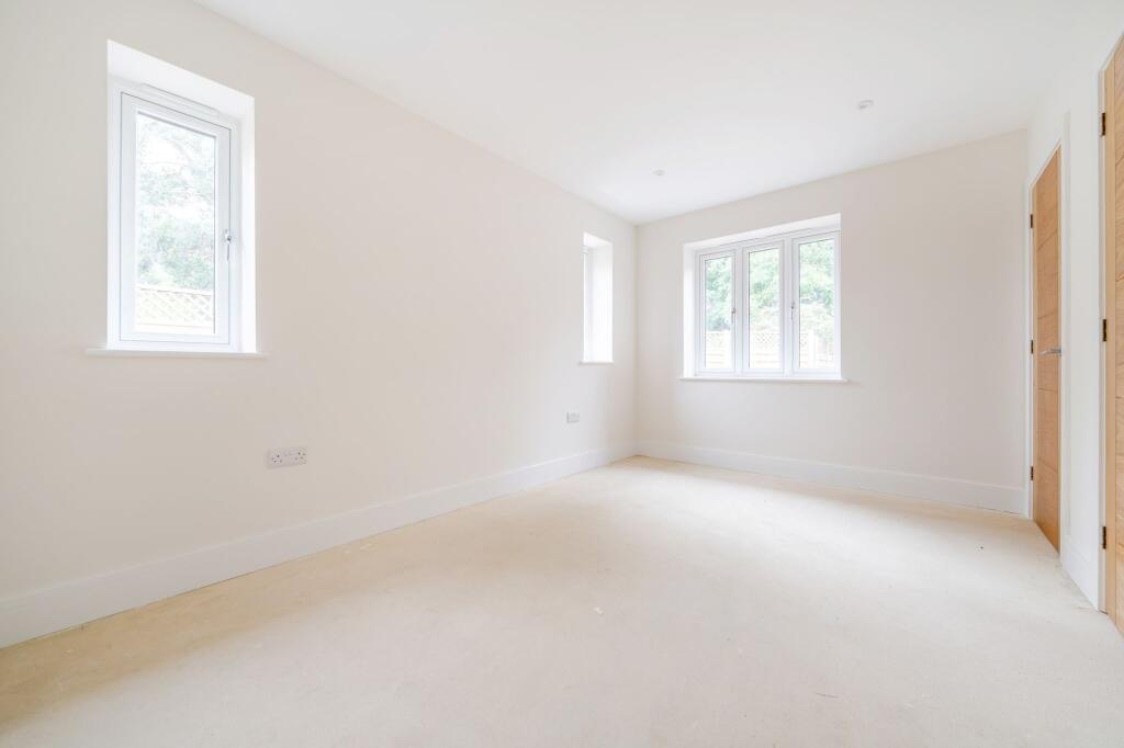 Principal bedroom