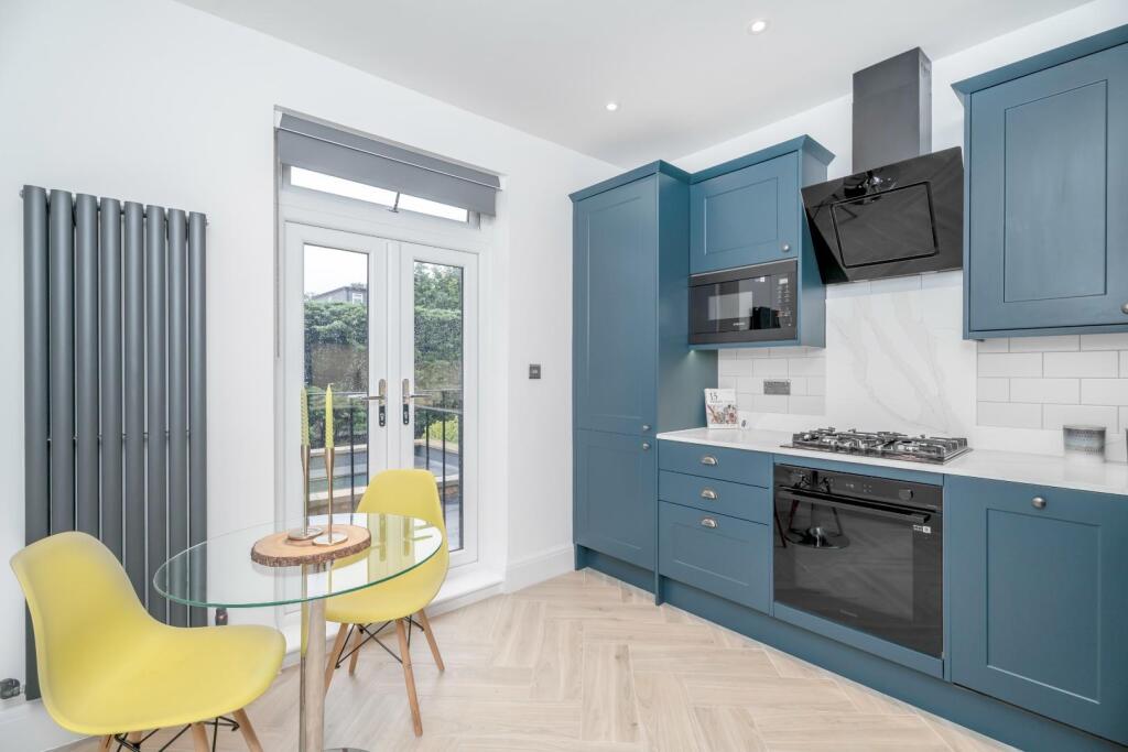 DSC03002-Edit copy.jpg