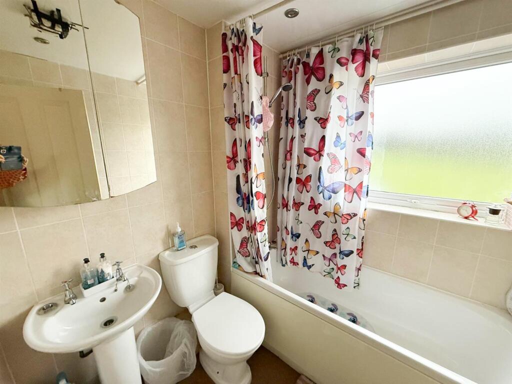 3 bed detached, cowling