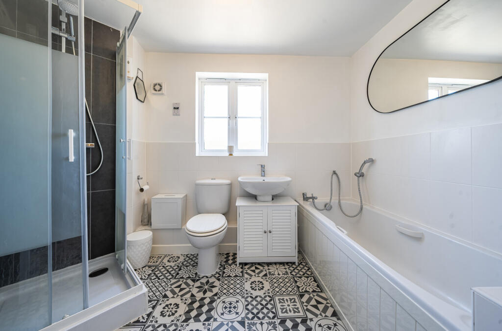 1317397-19-687205...