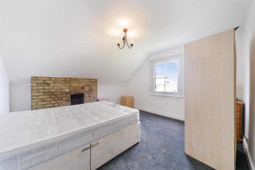 WERTER ROAD, 7 TOP FLAT-21.jpg