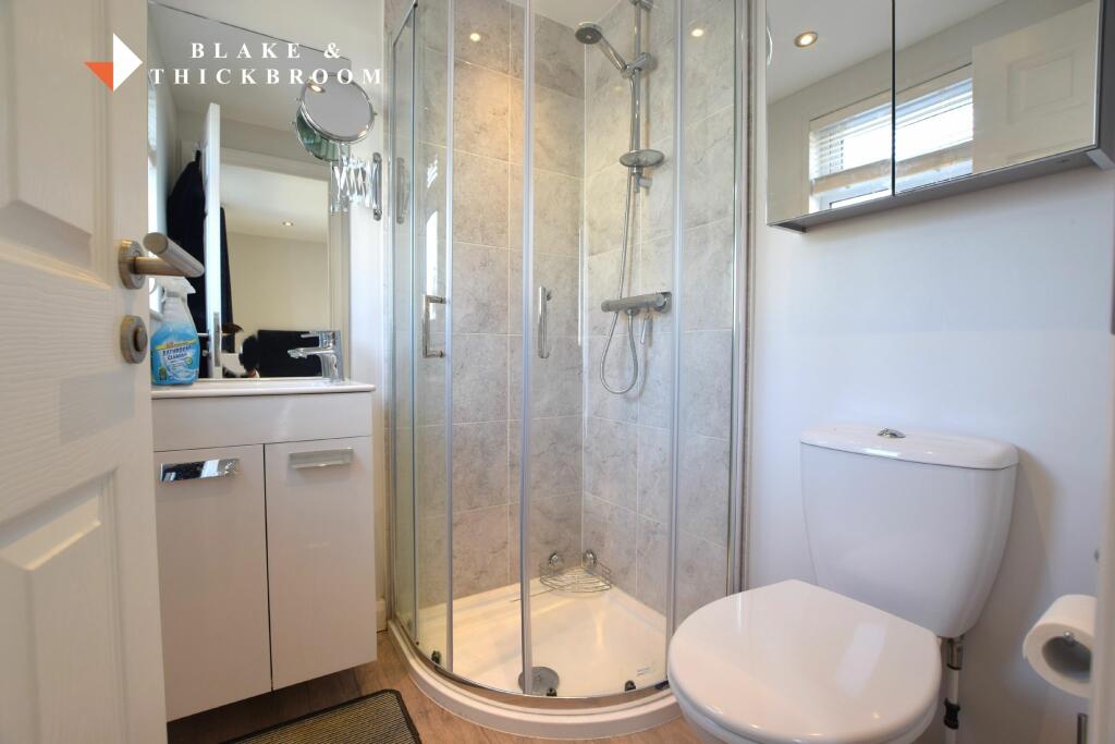 EN SUITE