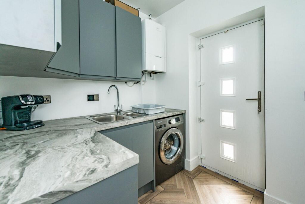UTILITY AND DOWNSTAIRS W/C
