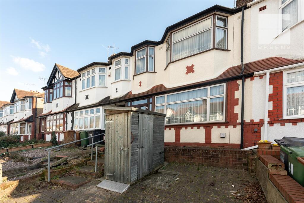 39 Beech Hall Crescent_0037.jpg