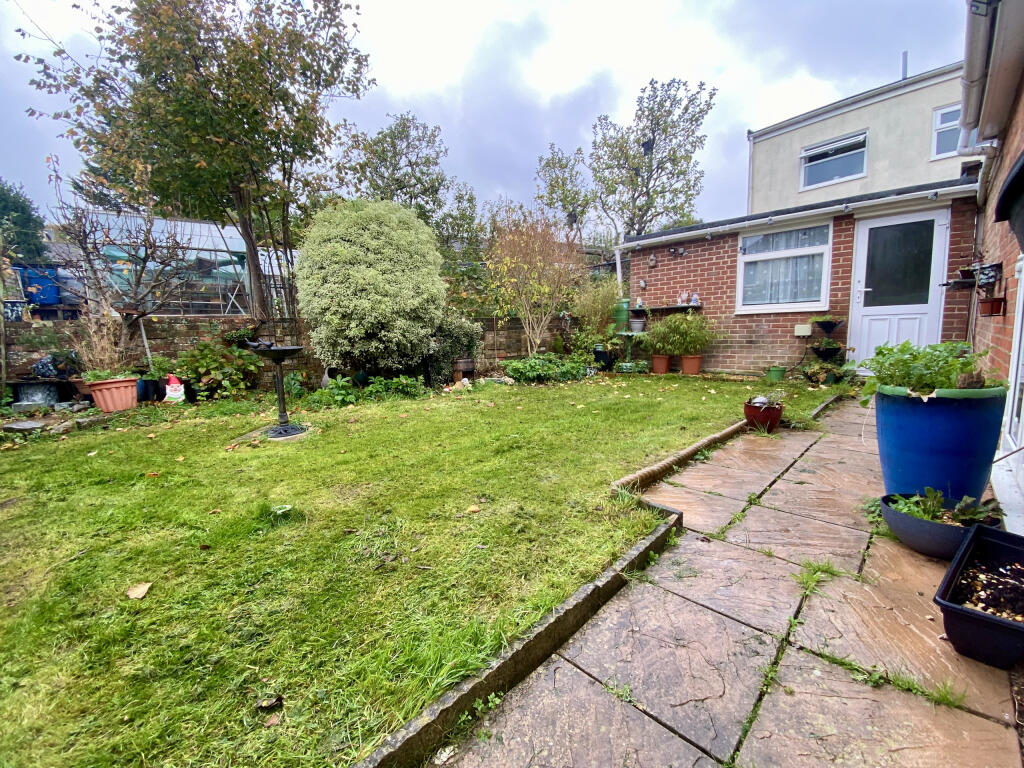 GARDEN ST JOHNS 