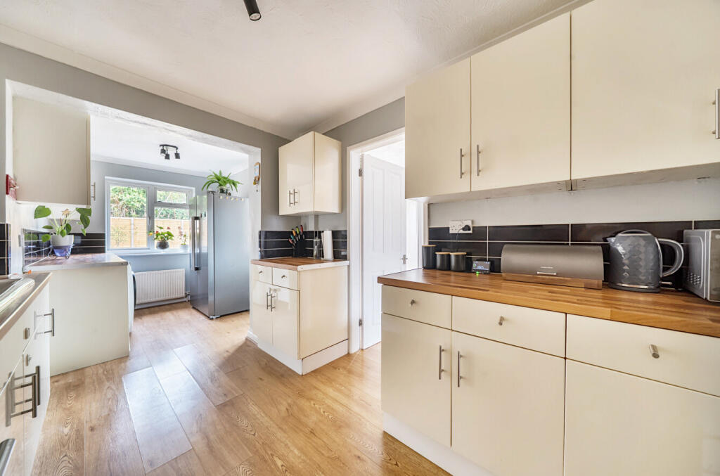 1343292-16-68a746...