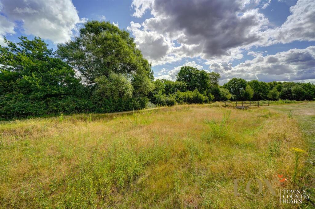 21 Wessex Grove (9).jpg