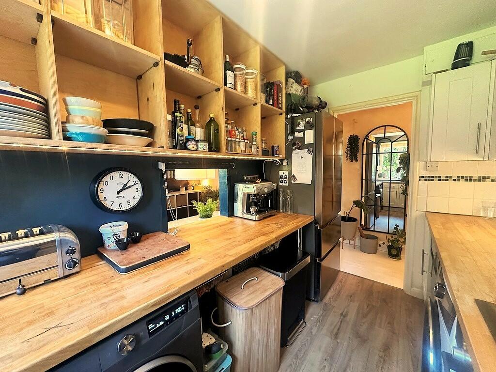 Kitchen 4