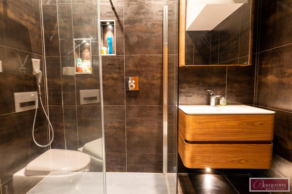 En-Suite Shower Room