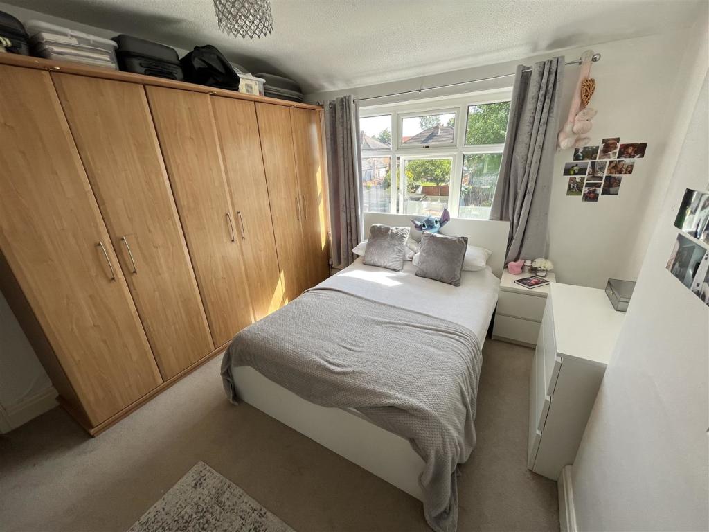 Bedroom 2 Aspect 2.jpg