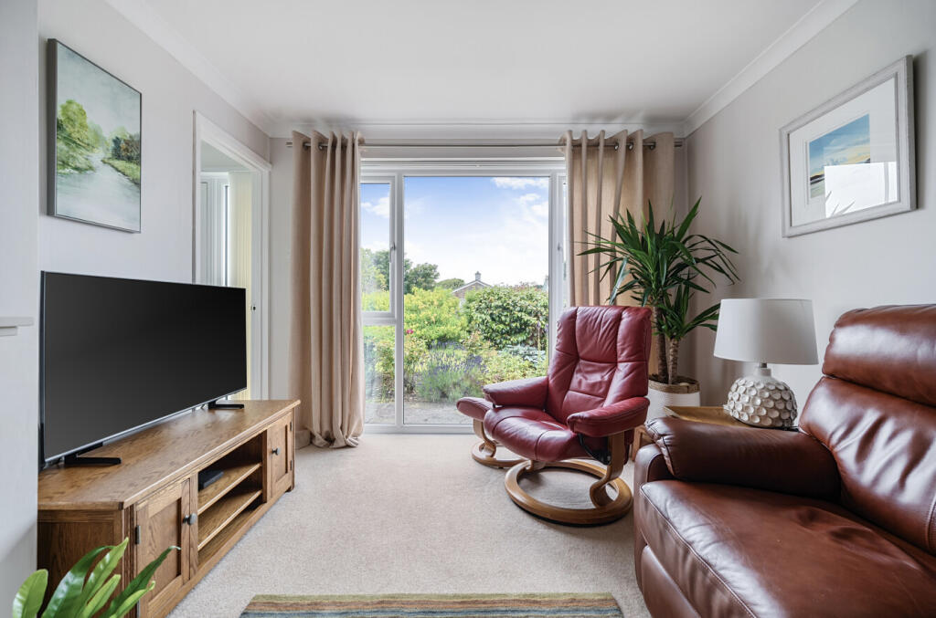 1306387-5-6848358...