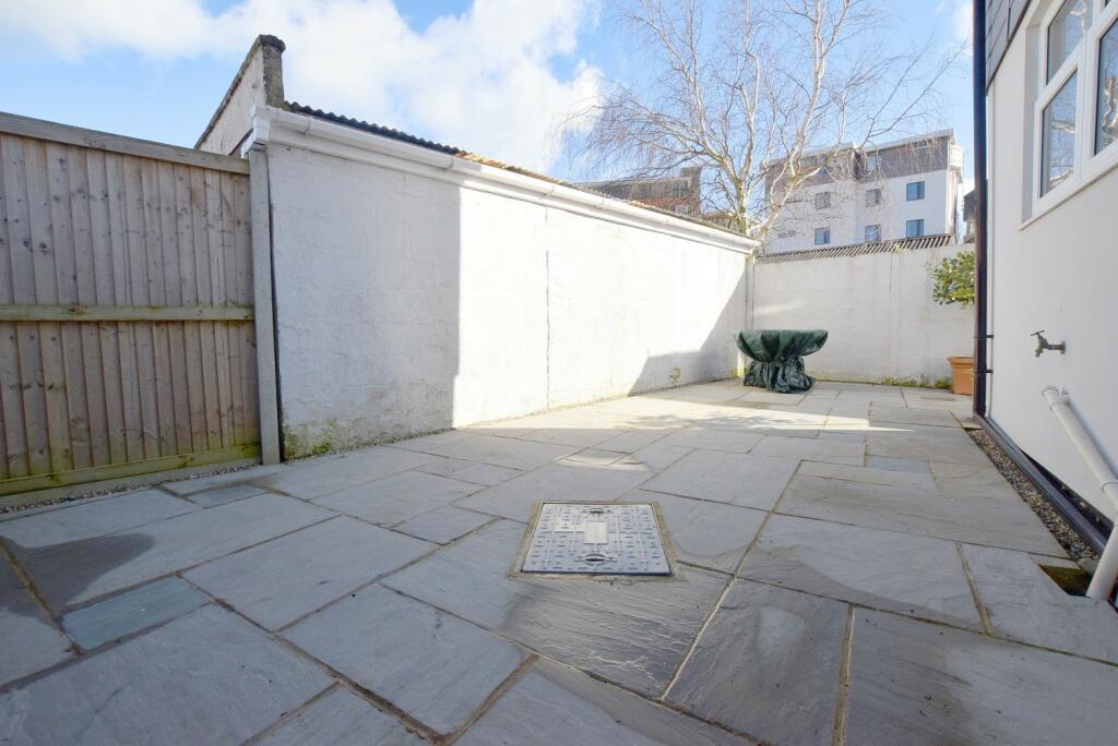 Courtyard Garden