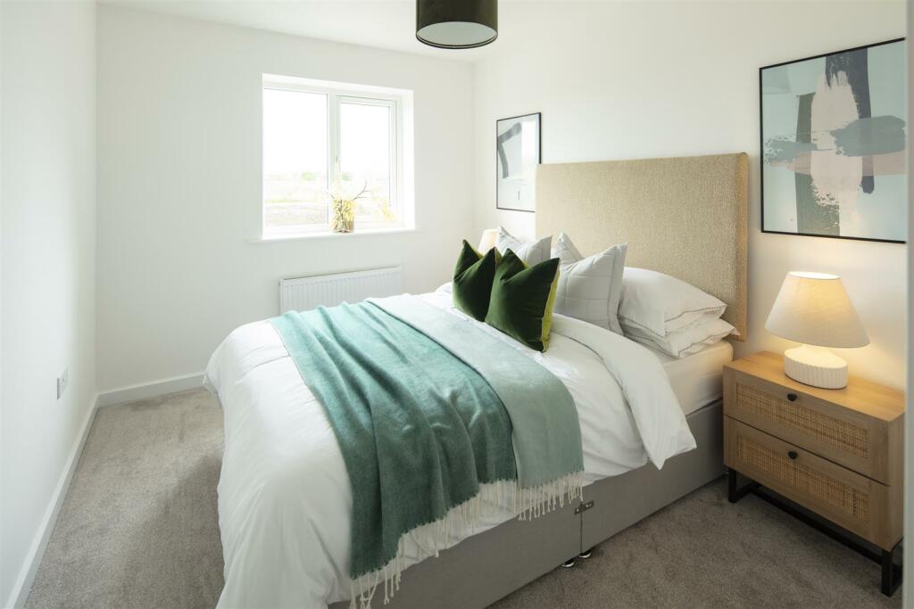 Second bedroom