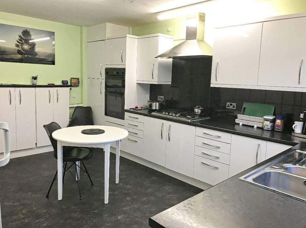 Kitchen/Bkfstrm