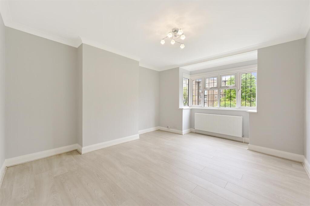 WENTWORTH COURT.jpg