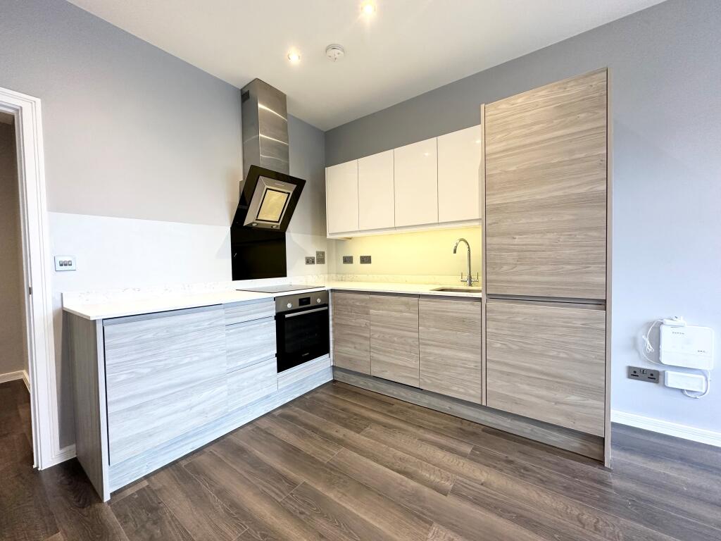 12 Tamar kitchen