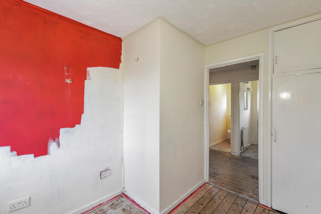 19 Wintringham Road, St. Neots, Cambridgeshire, PE19 1NX