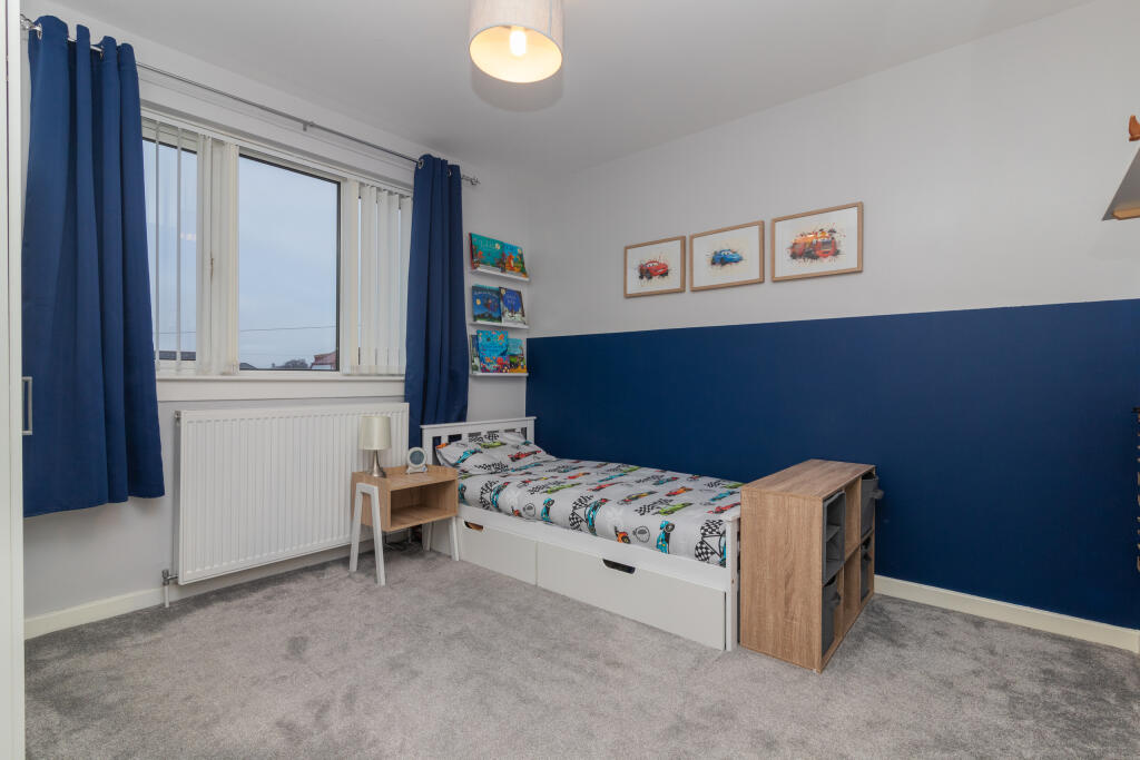 38 Gleniffer Road, Renfrew Pa4 0re L-18