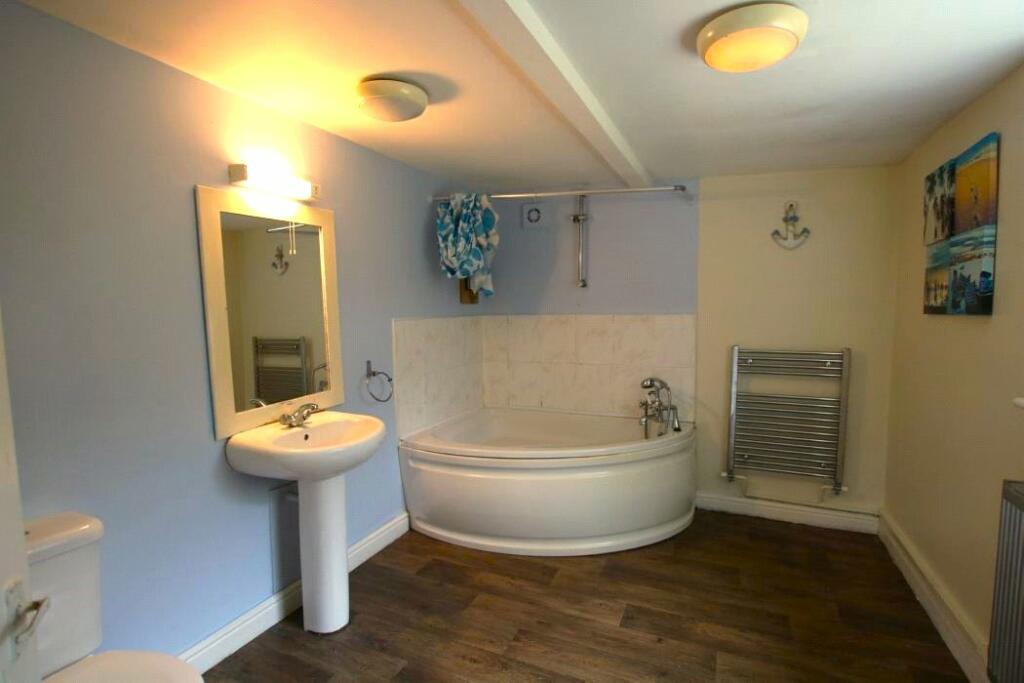 Picture No. 02