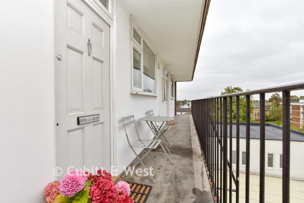 External Lifestyle Photograph