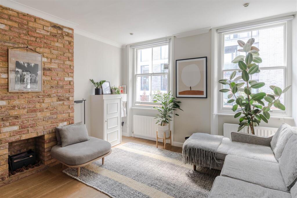 18 Cleveland Street-