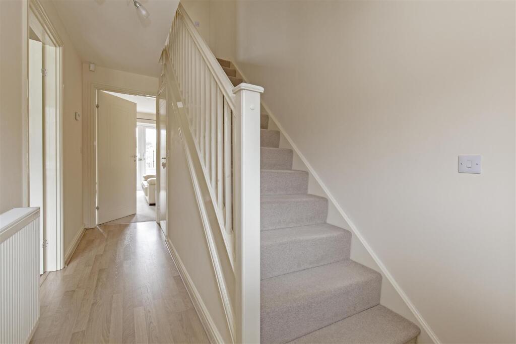 Entrance Hall-1.jpg
