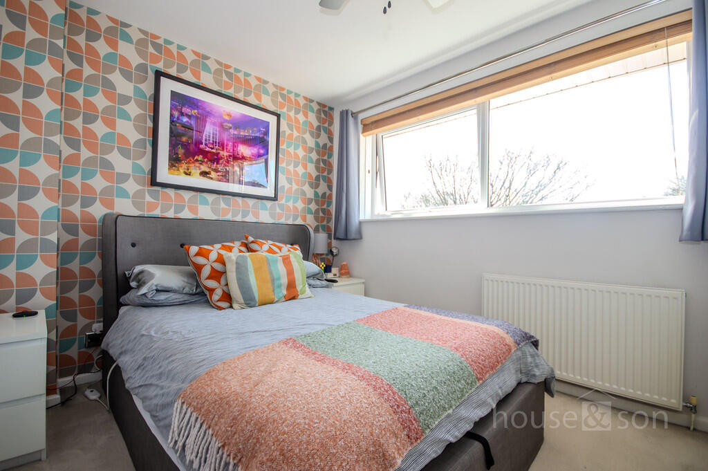 BedroomOneMain