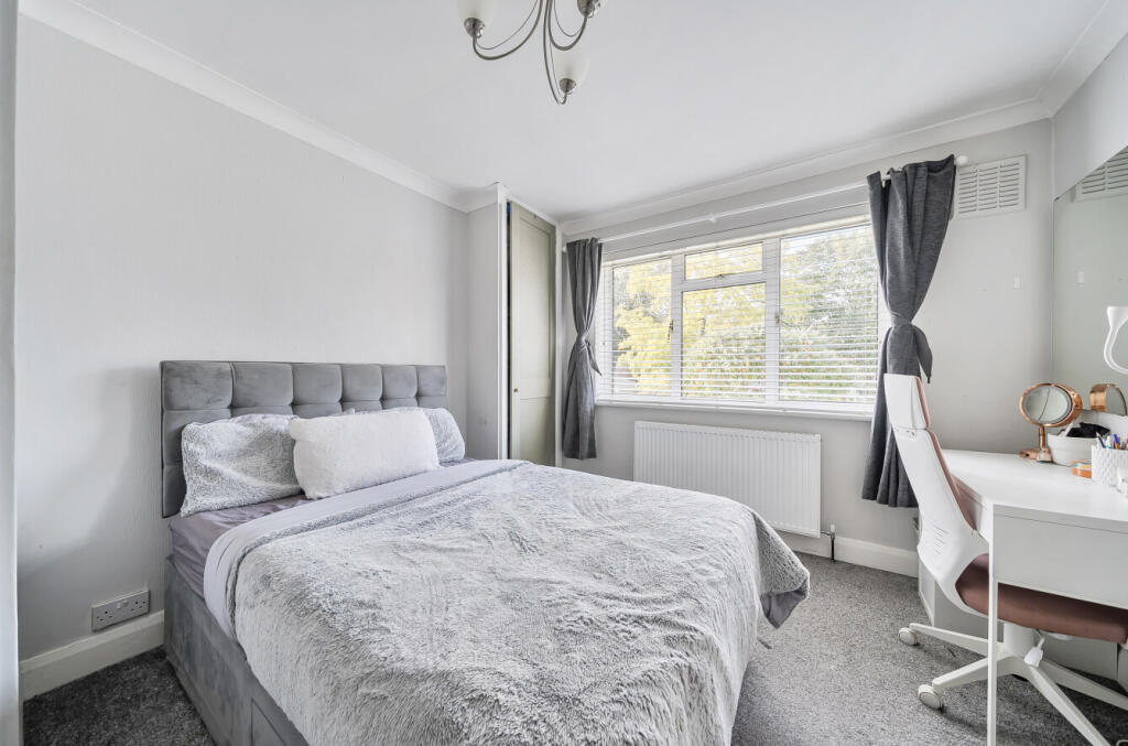 1364739-16-68e82a...