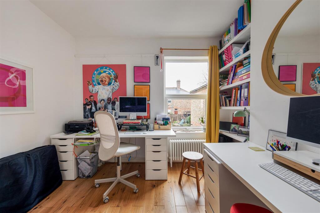 Hibbert Road, E17