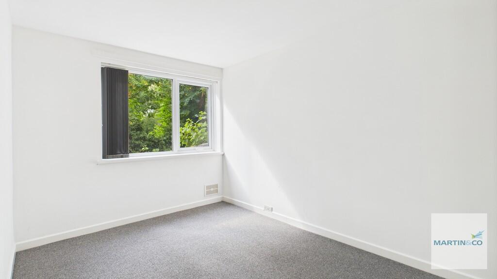 CAM03663G0-PR0174...