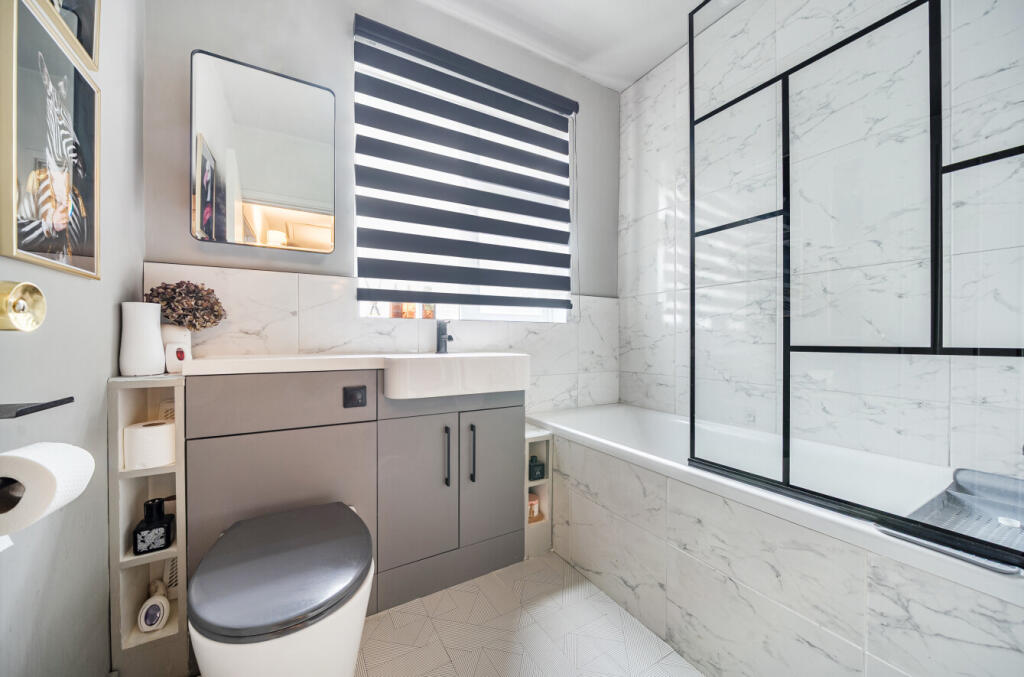 1373458-30-690397...