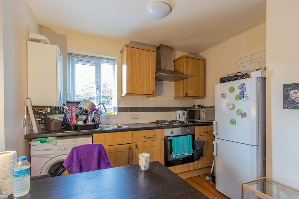 Richmond Crescent 11, 3-3.jpg