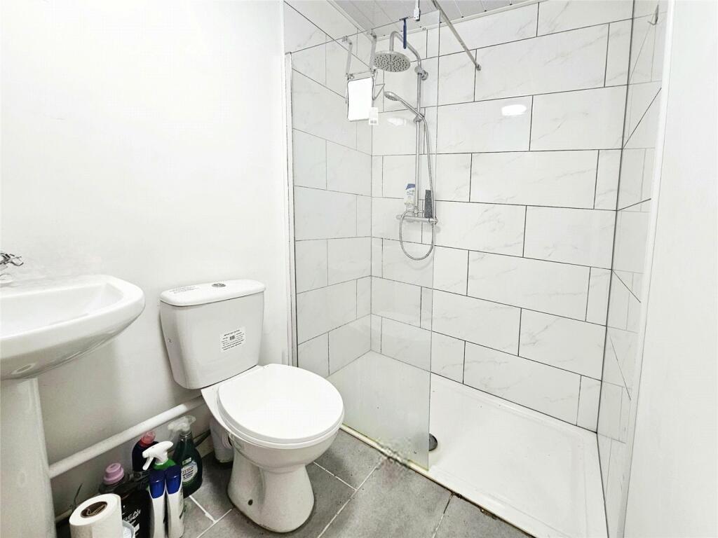 Bedroom 4 En-Suite