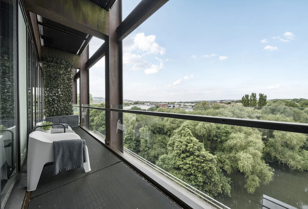 1309062-5-684971c...