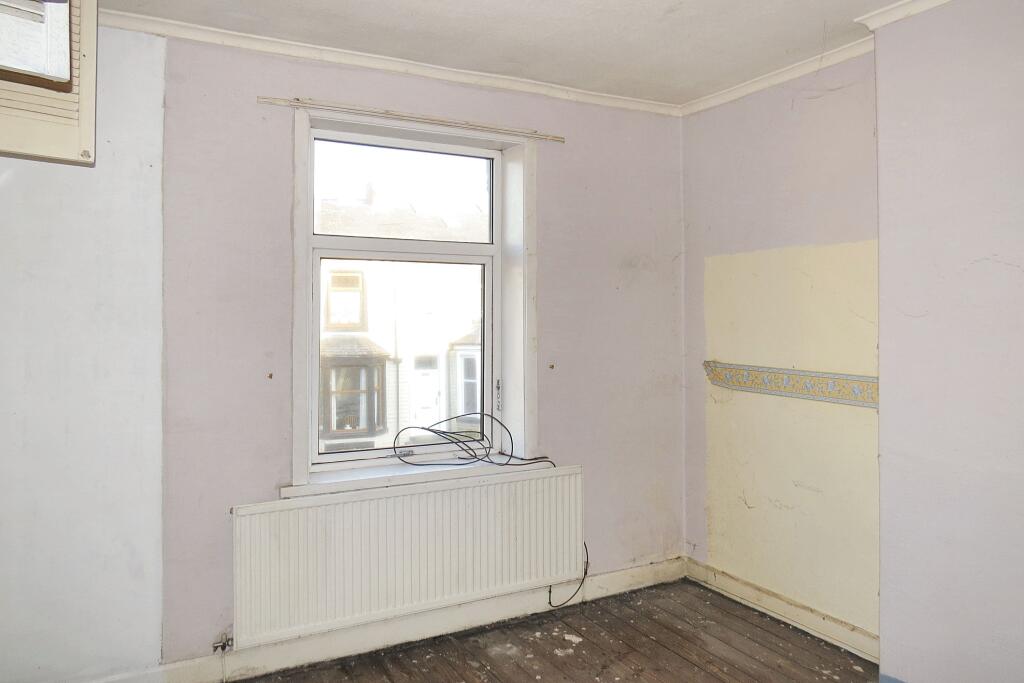213 Brunshaw Road, Burnley, Lancashire, BB10 4DL