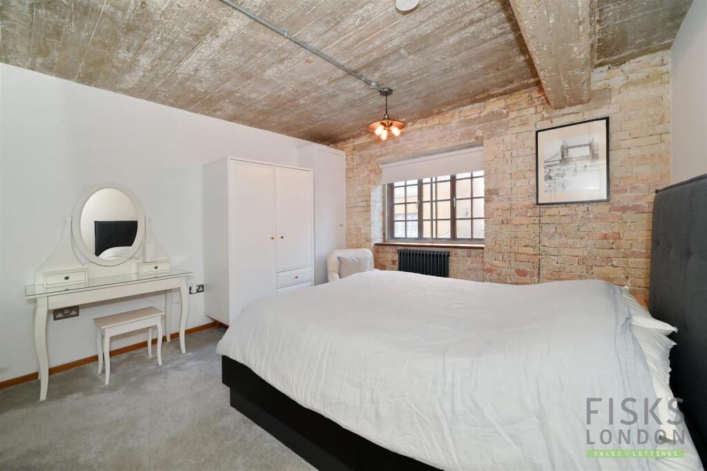 studio b bedroom 2.jpg