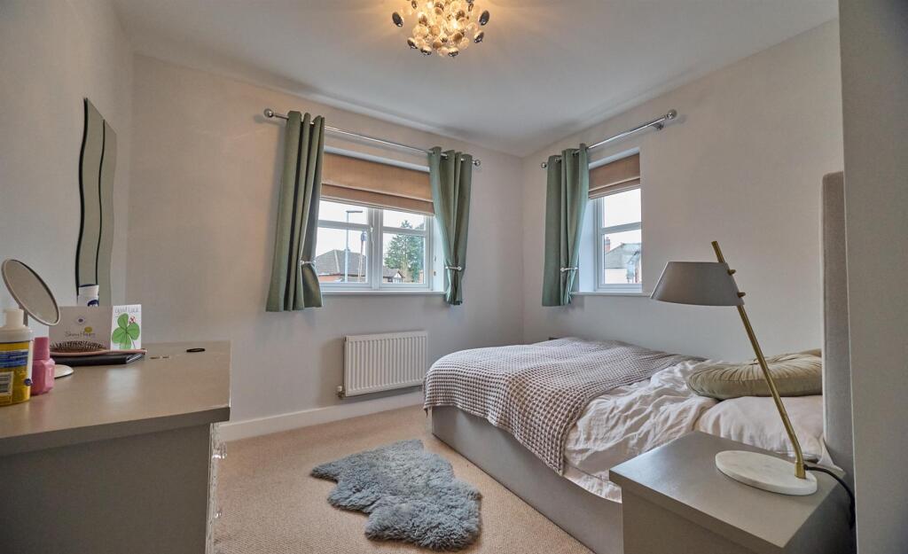 REAR BEDROOM THREE
