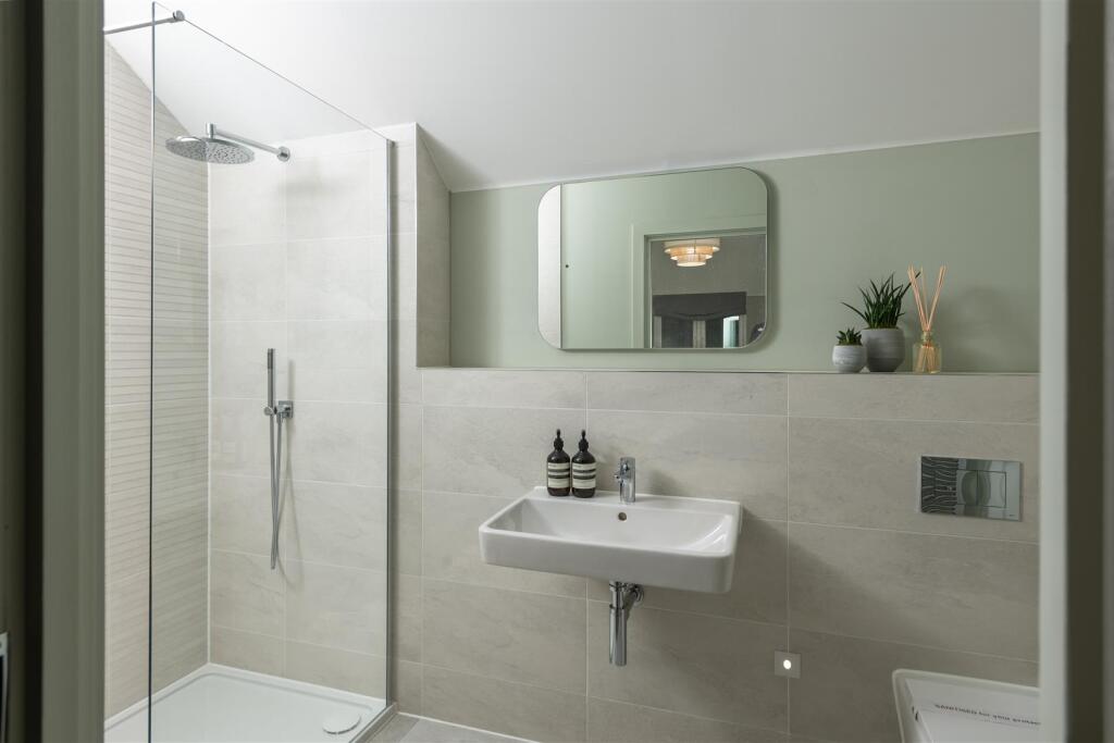 En-Suite Shower Room